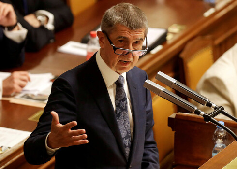 Neuzticības balsojumu izprovocēja pret Babišu vērstās aizdomas par korupciju.