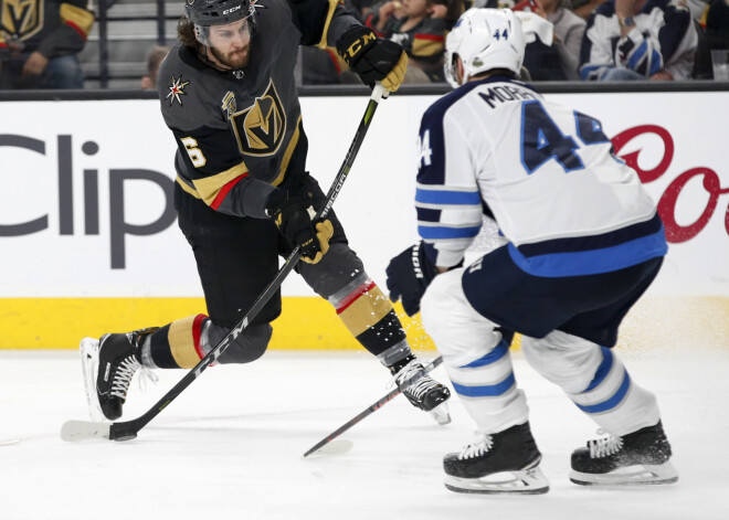 "Sabres" maiņas darījumā iegūst "Golden Knights" aizsargu