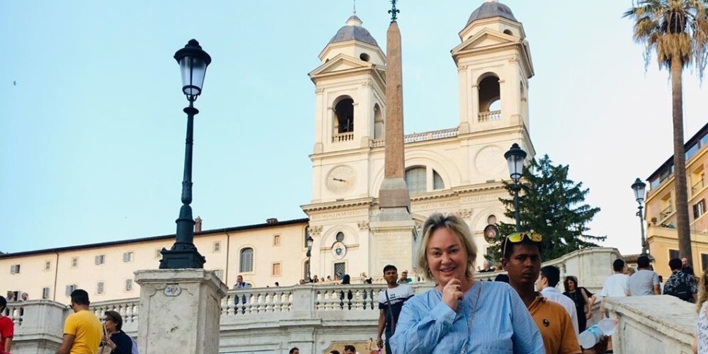 Лариса Гузеева показала «новую» фигуру в поездке с невесткой по Италии