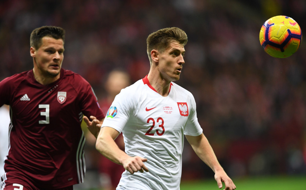 Latvijas izlases aizsargs Mārcis Ošs turpinās spēlēt Šveices augstākās līgas klubā 