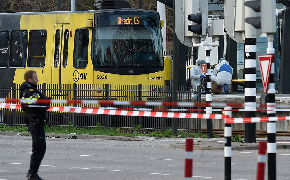 Utrehtas tramvaja šāvējs atzinis savu vainu pastrādātajās slepkavībās