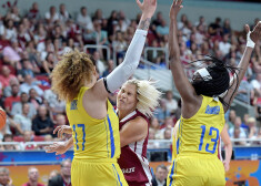 Latvijas basketbolistes atduras pret Zviedriju un ar graujošu zaudējumu savu skatītāju priekšā noslēdz EČ