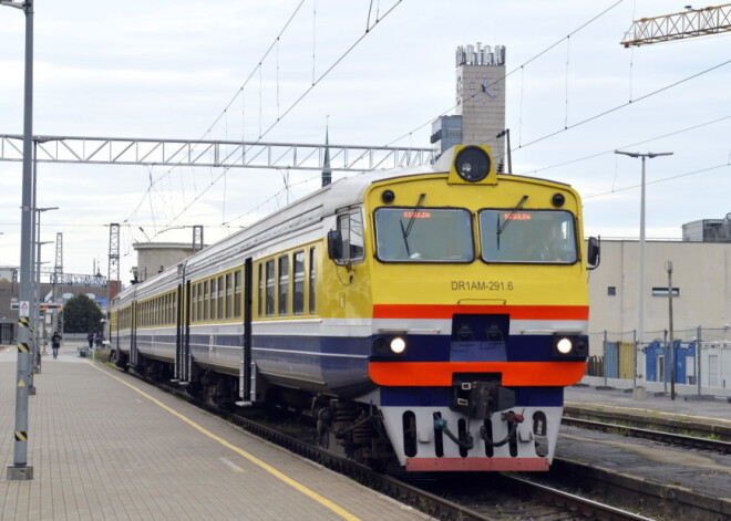 Iepirkumu uzraudzības birojs "Pasažieru vilcienam" atļauj slēgt līgumu ar "Škoda" par elektrovilcienu iegādi