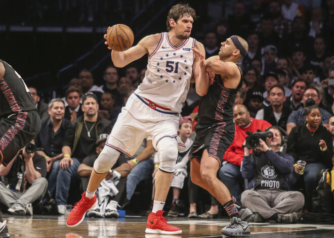 Dalasas "Mavericks" gatavojas pievienoties pēdējo gadu garākais NBA spēlētājs