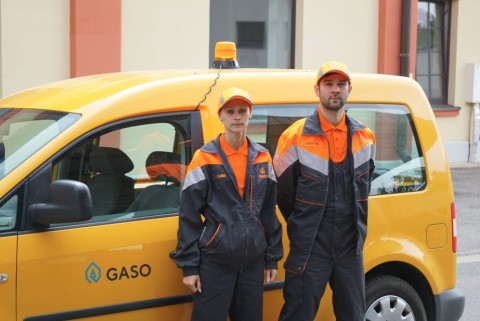 Īsto GASO darbinieku atpazīt ir viegli – pelēki-oranža uniforma un apliecība