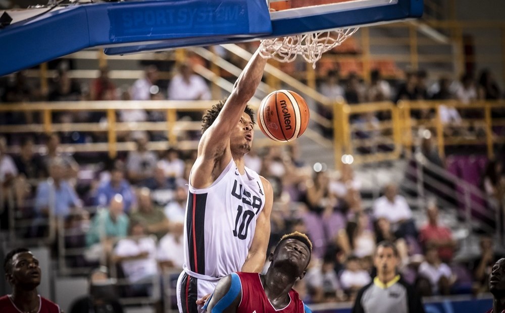 ASV jaunie basketbolisti aptur sensacionālo Mali un triumfē Pasaules kausā