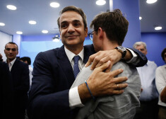 51 gadu vecais Kiriaks Micotakis ir ievērojamas politiskās dinastijas pārstāvis.