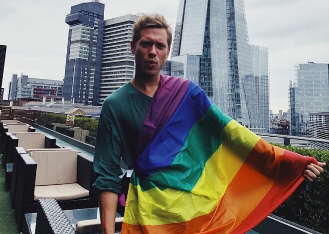 "Tagad esmu pedarasts, kaku stūmējs, garīgi slims izvirtulis" - Ralfs Eilands atklāti par mūsu sabiedrību un praidu