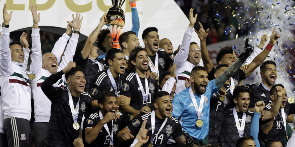 Meksikas futbolisti astoto reizi triumfē Zelta kausā