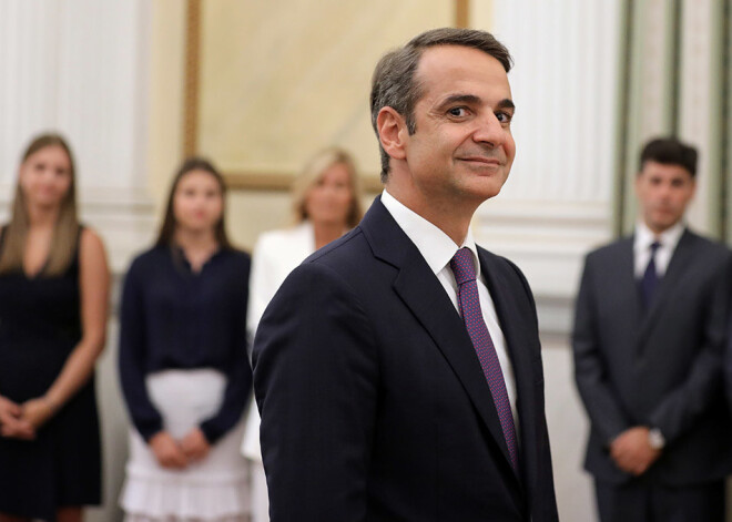 Kirjaks Micotakis stājies Grieķijas premjerministra amatā