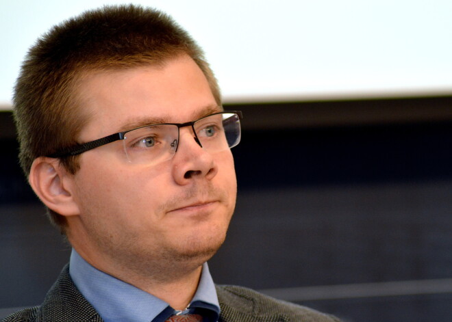 Nacionālis Jānis Iesalnieks kļūst par pastāvīgu deputātu