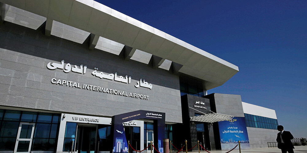 Ēģiptē uz izmēģinājuma laiku atklāj nākamās galvaspilsētas lidostu