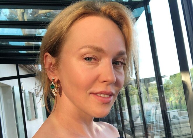 «Релакс. Море. Счастье»: Альбина Джанабаева показала себя в бикини