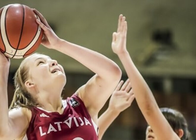 Mūsu jaunās basketbolistes Eiropas čempionātā sāpīgi zaudē krievietēm