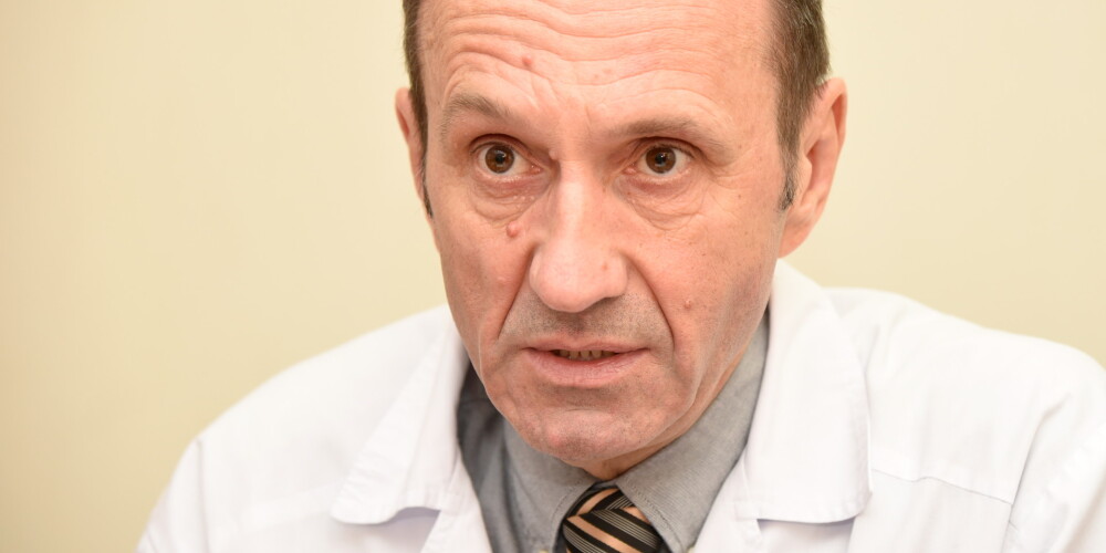 Kukuļņemšanā apsūdzētā Jelgavas slimnīcas vadītāja Ķipura lietā piekto reizi pasludināts pārtraukums