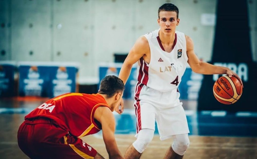Latvijas U-20 basketbolisti zaudē vāciešiem EČ pirmajā spēlē