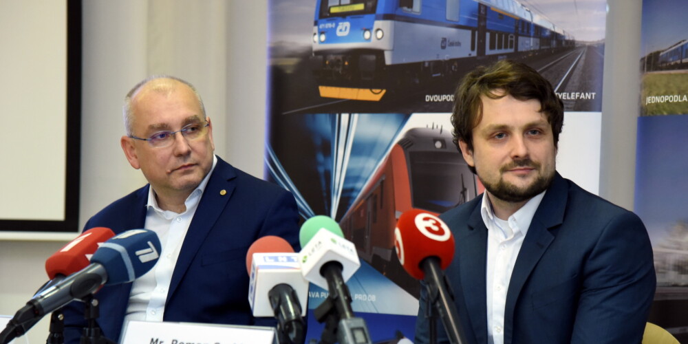 Valdība atbalsta 255 miljonu piešķiršanu jauno elektrovilcienu iegādei no "Škoda vagonka"