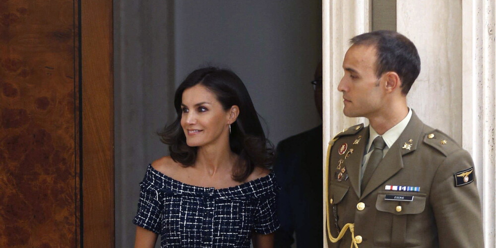 Королева Испании вышла в свет в платье Zara за 30 долларов