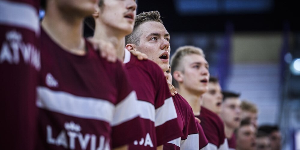 Latvijas U-20 basketbolisti Eiropas čempionātā piekāpjas Melnkalnes izlasei