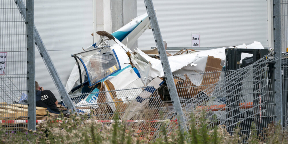 Lidmašīnas avārijā Vācijā trīs bojāgājušie