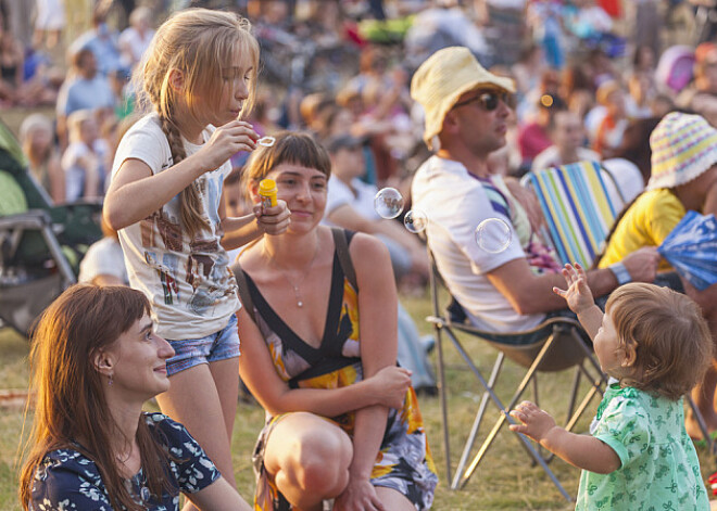 Kā nepazaudēt bērnu festivālā. Praktiski ieteikumi