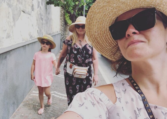 "Было очень тяжело": дочь Ларисы Долиной вспомнила голодное детство