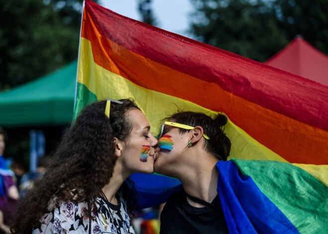 Bulgārijas tiesa atzīst viendzimuma laulības