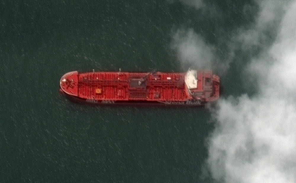 Ārlietu ministrija strādājot pie tā, lai atbrīvotu Latvijas jūrnieku no Irānas sagrābtā kuģa