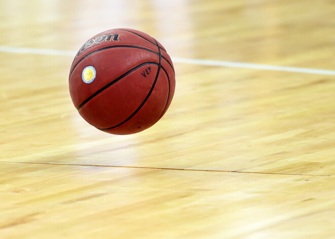 Latvijas U-18 basketbolisti arī otrajā Eiropas čempionāta mačā nenoturas vadībā un cieš zaudējumu