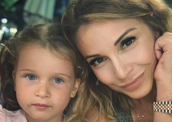 "Она просто космос": Анна Семенович восхитилась дочерью Ксении Бородиной