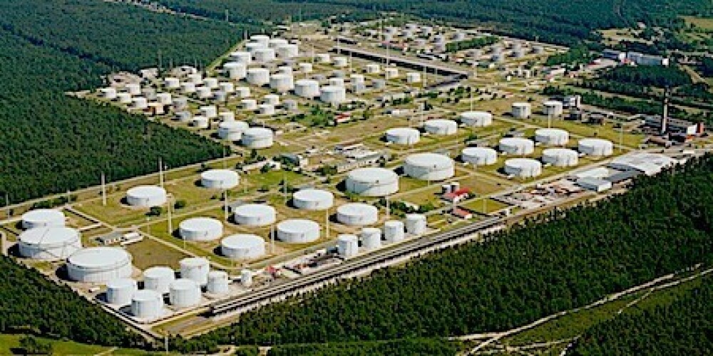 "Ventspils naftas termināls" nejūtas vainīgs par smirdoņu pilsētā