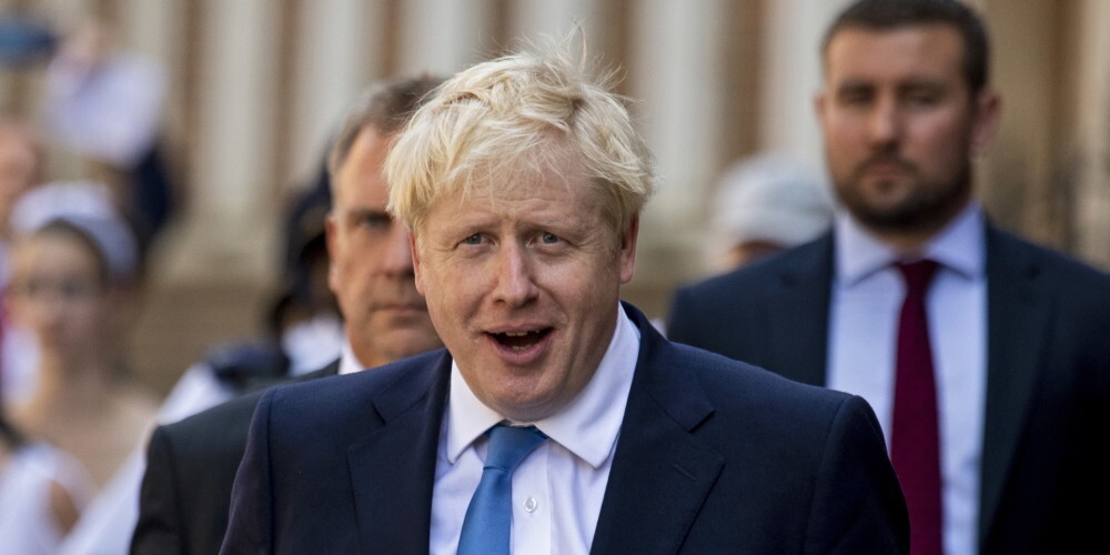 Aleksandrs Boriss de Pfefels Džonsons (angļu: Alexander Boris de Pfeffel Johnson; dzimis 1964. gada 19. jūnijā) ir britu žurnālists un politiķis no Konservatīvās partijas. Apvienotās Karalistes premjerministrs no 2019. gada 24. jūlija. Mācījies Oksfordas universitātē. Pēc studijām strādāja žurnālistikā (avīzēs The Times, The Daily Telegraph, bija žurnāla The Spectator redaktors). 2001. gadā tika ievēlēts parlamentā. 2007. gadā tika izvirzīts par konservatīvo kandidātu 2008. gada Londonas mēra vēlēšanās. Džonsons tika ievēlēts, pārspējot leiboristu mēru Kenu Livingstonu. Pēc ievēlēšanas atkāpās no parlamenta locekļa amata. 2016. gada pavasarī bija aktīvs Brexit referenduma par izstāšanos no EU kampaņas atbalstītājs un vadītājs. Terēzas Mejas veidotajā valdībā bija Apvienotās Karalistes ārlietu ministrs