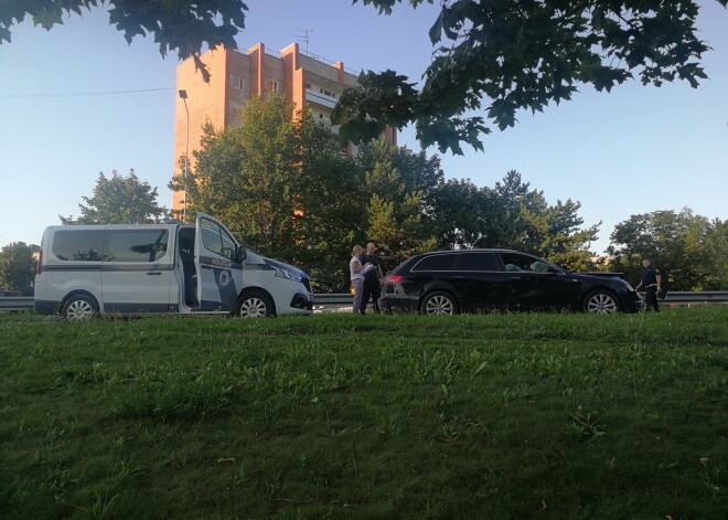 Policisti lielākoties šauj pa bēgošiem šoferiem, bet nepamatota šaušana šogad nav fiksēta