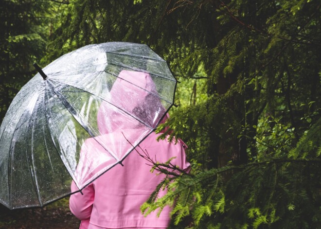 Sestdien saule mīsies ar mākoņiem, vietām arī uzlīs