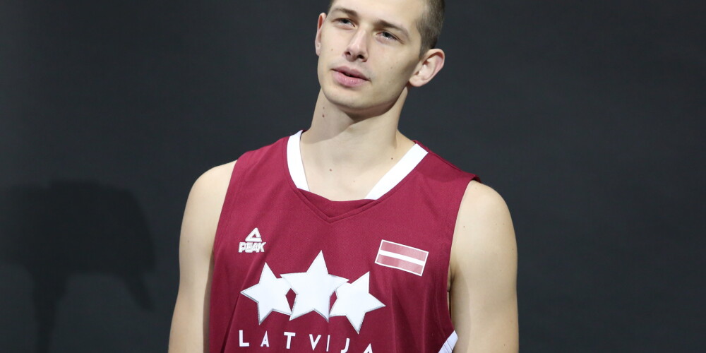 Latvijas basketbola izlases kandidāts Ausējs pārceļas uz Krieviju