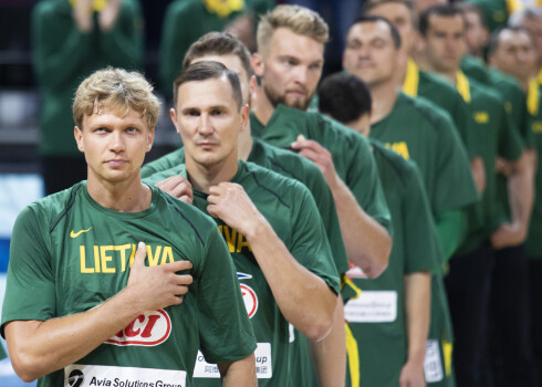 Lietuvas basketbola izlase pirms pārbaudes spēles.