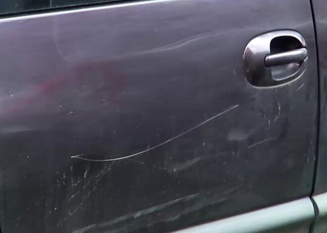 "Больной, активист или автоненавистиник!": В Кенгарагсе портят машины