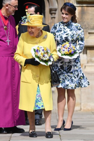 Princese Eiženija ar vecmāmiņu karalienei Elizabeti II.