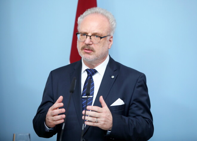 Levits ar Pabriku vienisprātis par nepieciešamību nedaudz palielināt budžetu aizsardzībai
