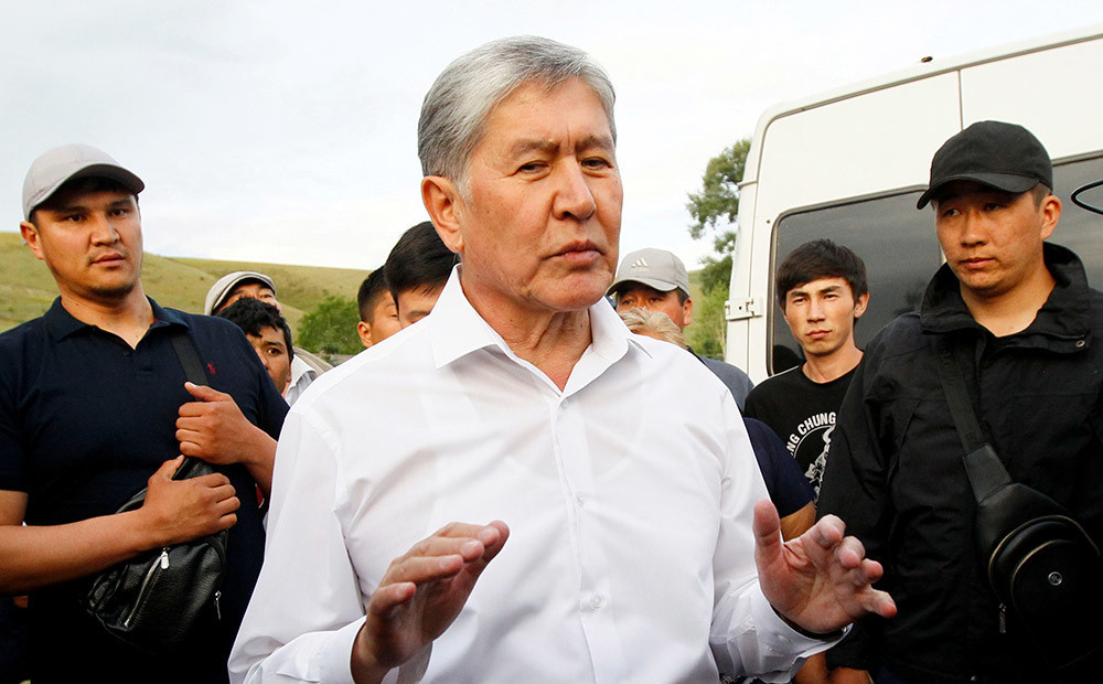 Pēc pirmā neveiksmīgā mēģinājuma Kirgizstānas policija atkal cenšas aizturēt eksprezidentu