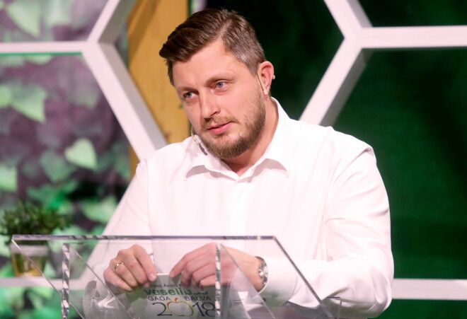 Latvijas Ārstu biedrības prezidents Roberts Fūrmanis jūtas aizskarts no veselības ministres puses.