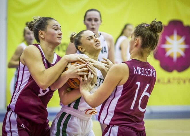 Latvijas U-20 basketbolistes Eiropas čempionāta pusfinālā par devīto vietu pārspēj Lietuvas izlasi