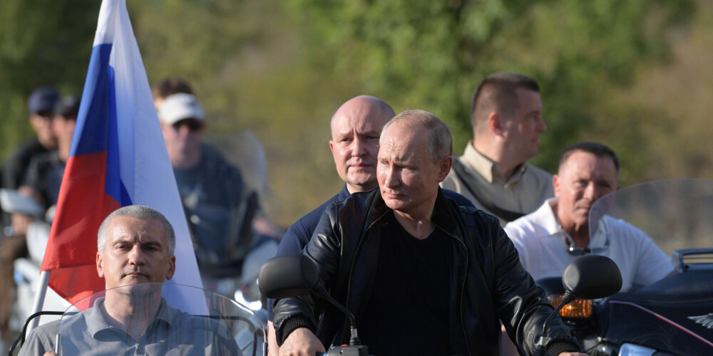 Ukraina protestē pret Putina piedalīšanos motociklistu pasākumā Krimā