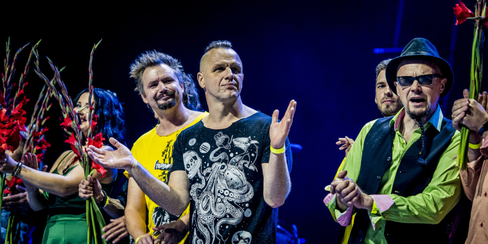FOTO: Jelgavu ar varenu koncertu pieskandina "Dzelzs vilks", "Līvi", Olga Rajecka un citi mūziķi