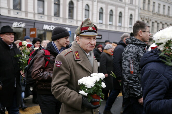 Leģionāru piemiņas dienas gājiens uz Brīvības pieminekli.