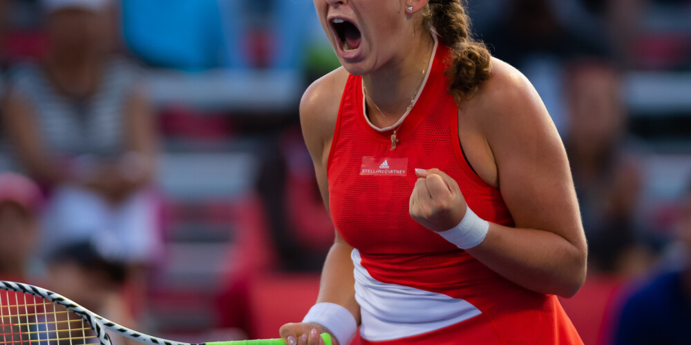 Ostapenko izcīna uzvaru Sinsinati WTA "Premier" turnīra dubultspēļu pirmajā kārtā