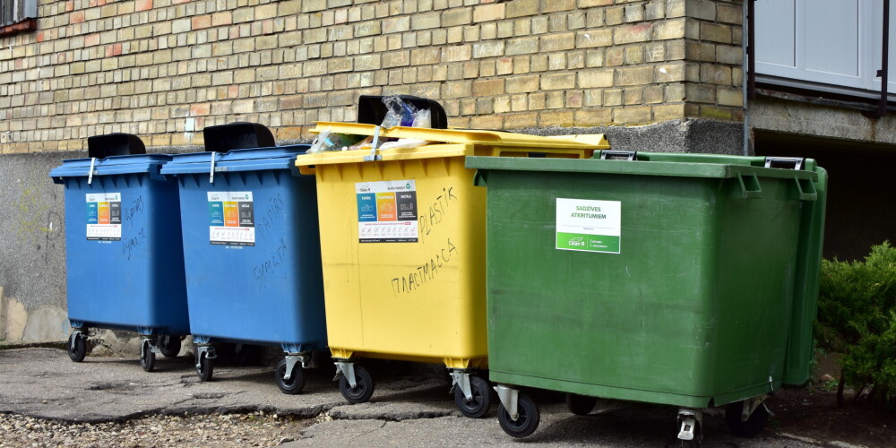 Rīgas dome apgalvo, ka atkritumu izvešanas maksa pilsētā pieaugs par ne vairāk kā 9%