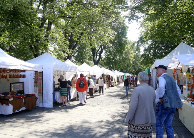 Rīgas svētku otrajā dienā daudzveidīgs kultūras un sporta pasākumu klāsts, lielkoncerts „Lielpilsētas studentu leģendas” un svētku uguņošana