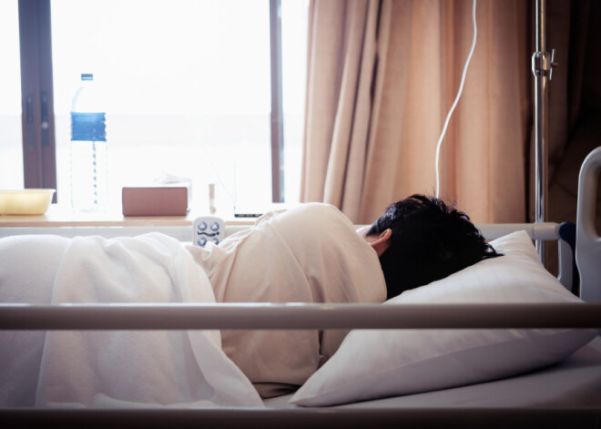 "Кости изъедены, позвоночник, как творог. Врачи не верили, что выживу" – история жительницы Латвии Валентины, у которой был рак легких