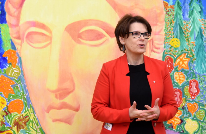 Latvijas Kultūras akadēmijas rektore Rūta Muktupēvela: „Mēs nedrīkstam kļūt par tādu Ziemeļkoreju”.